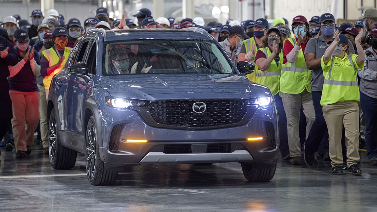 Стартовало производство нового кроссовера Mazda CX-50