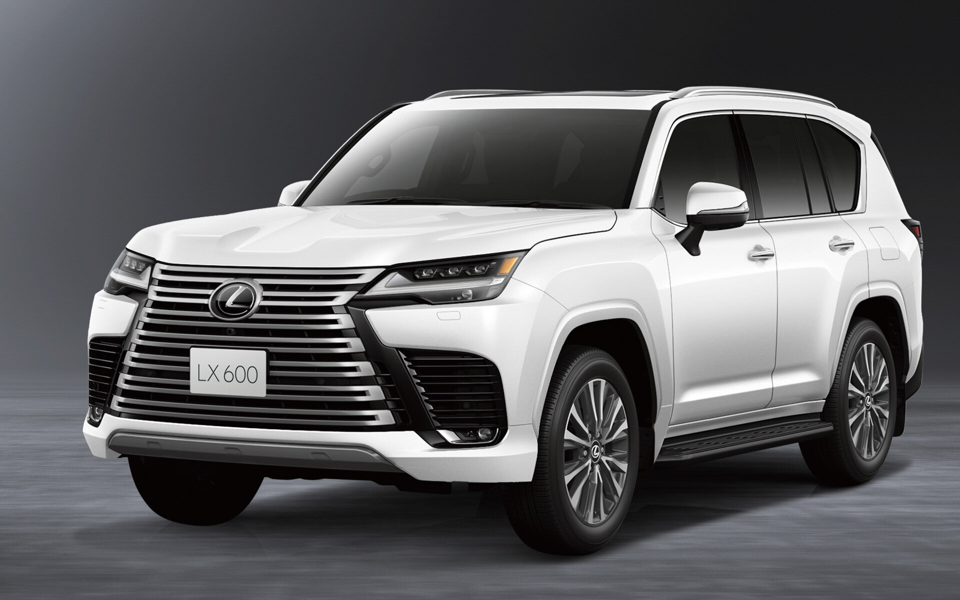 За новым Lexus LX 2022 выстроились такие же очереди, как и за LC 300