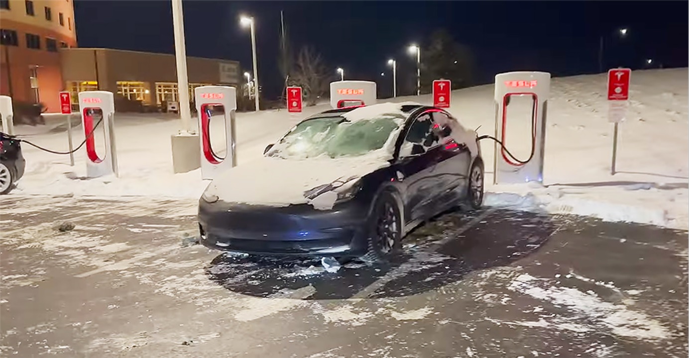 Зарядка Tesla после 2 дней стоянки на морозе до -27 градусов: видео