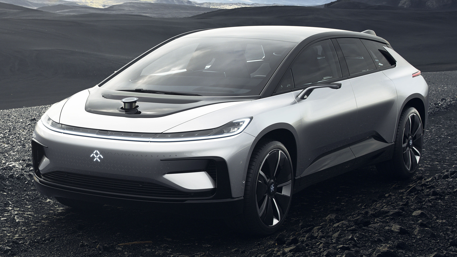 1050-сильный электрокроссовер Faraday Future FF 91 неожиданно воскрес