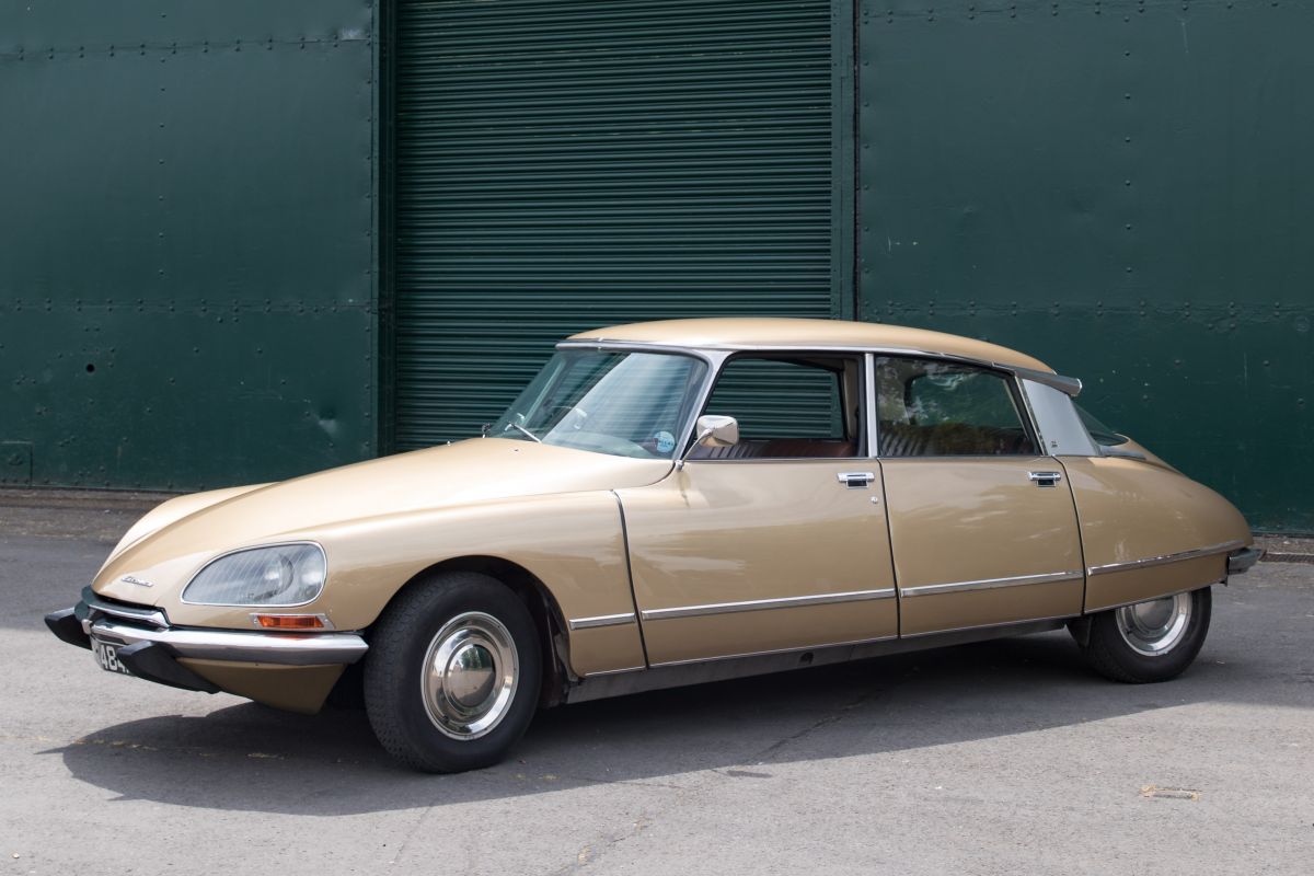 Легендарный Citroen DS стал электромобилем (фото)