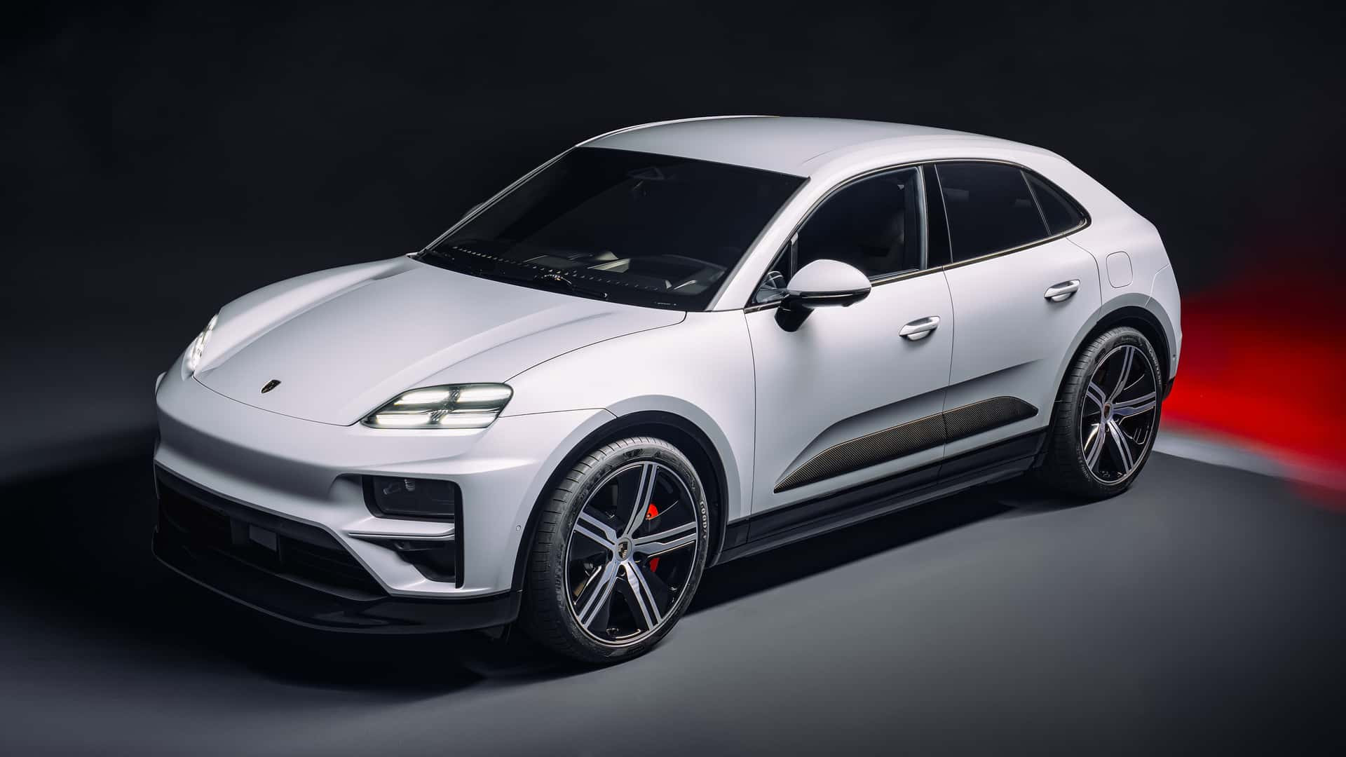 Электрический Porsche Macan EV оказался очень востребованным