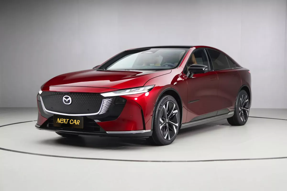 Придбати Mazda EZ-6 Max 68.8 kWh 600km RWD Zhizun 2025 CN в Києві