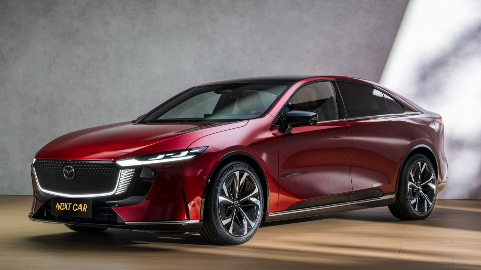 Придбати Mazda 6e Long Range 80.0 kWh 510km RWD Premium+ 2026 EU в
