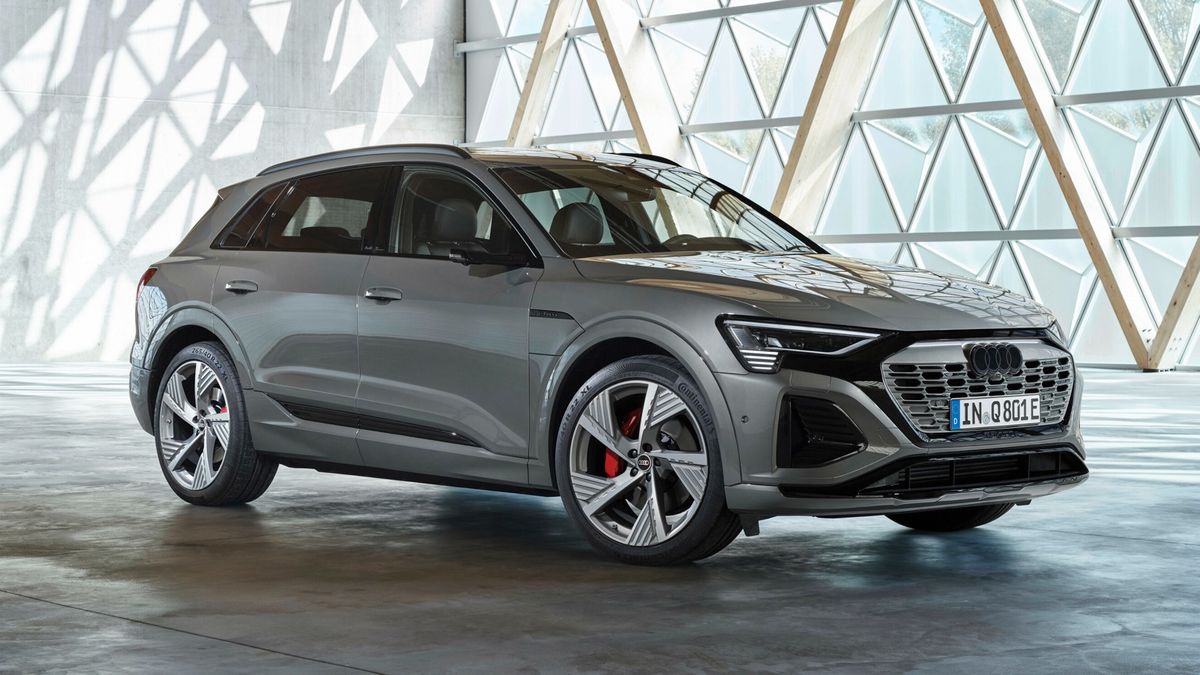 Купить Audi Q8 etron 55 quattro 114.0 kWh AWD Sline 2023 в Киеве