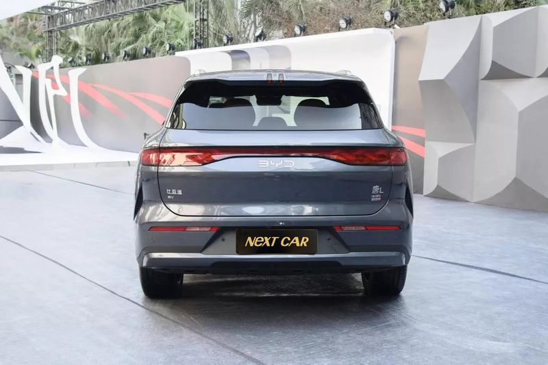 Купить BYD Tang L EV 100.5 kWh 4WD 600km 4WD LiDAR Flagship 2025 CN в ...