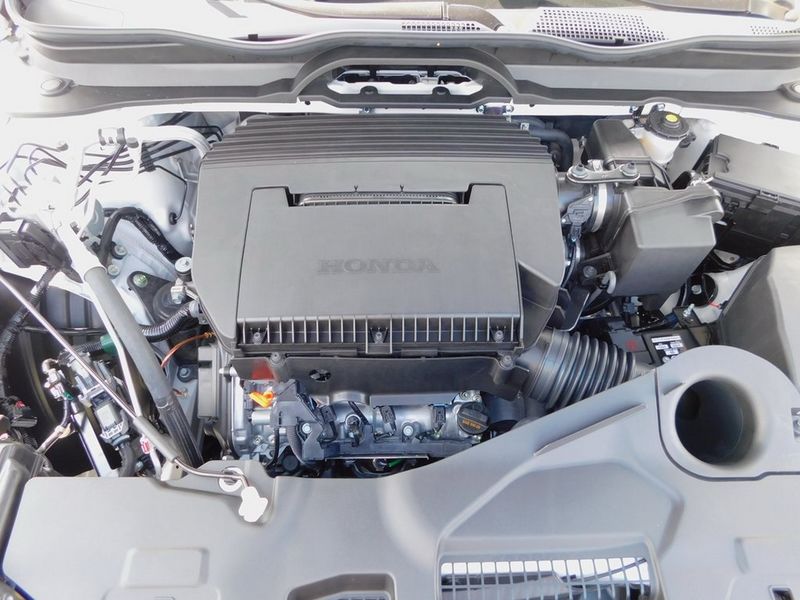 Honda CR-V eHEV цена и комплектации